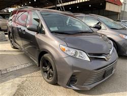 تۆیۆتا سیانا